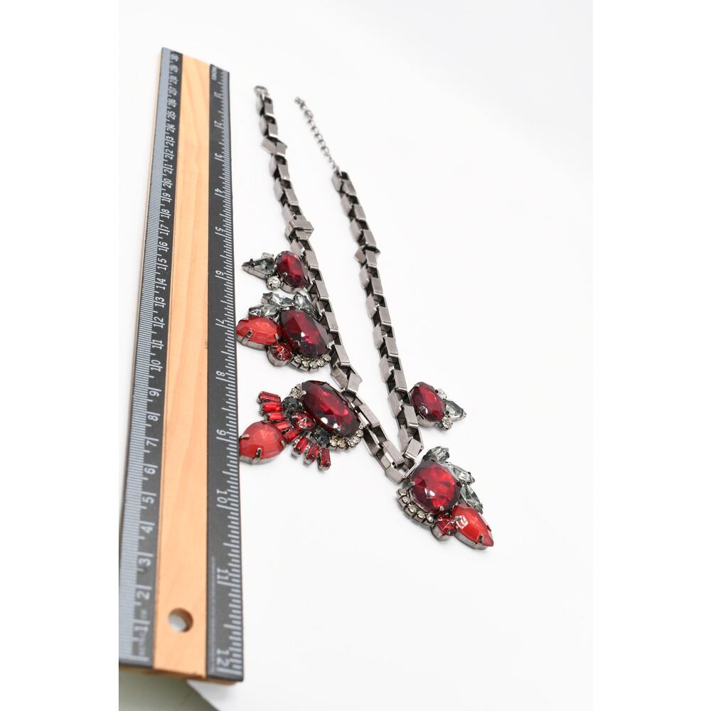 Red Rhinestone Statement Necklace Gunmetal Gray Box Chain 19 Inch - Picture 9 of 11